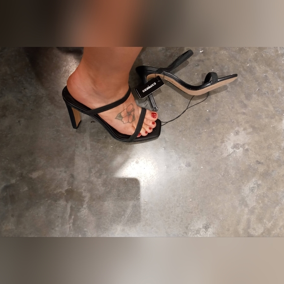 Express heels - Picture 8 of 9